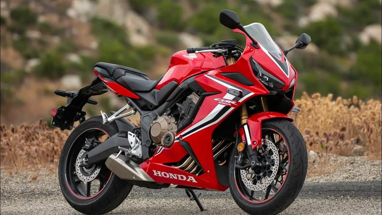 Спортивные мотоциклы 2025: полный гид по лучшим байкам для города и трассы - 3